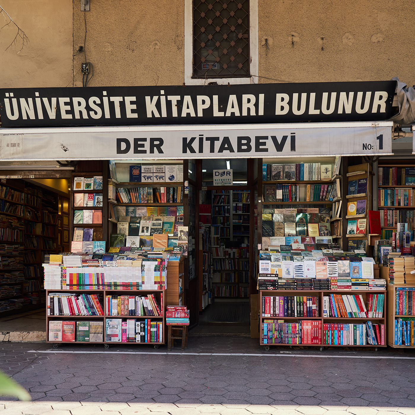 DER KİTABEVİ